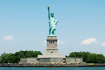 美國森特島機(jī)場三字代碼(CWS),森特島機(jī)場(Center Island airport)四字碼,美國機(jī)場三字碼查詢
